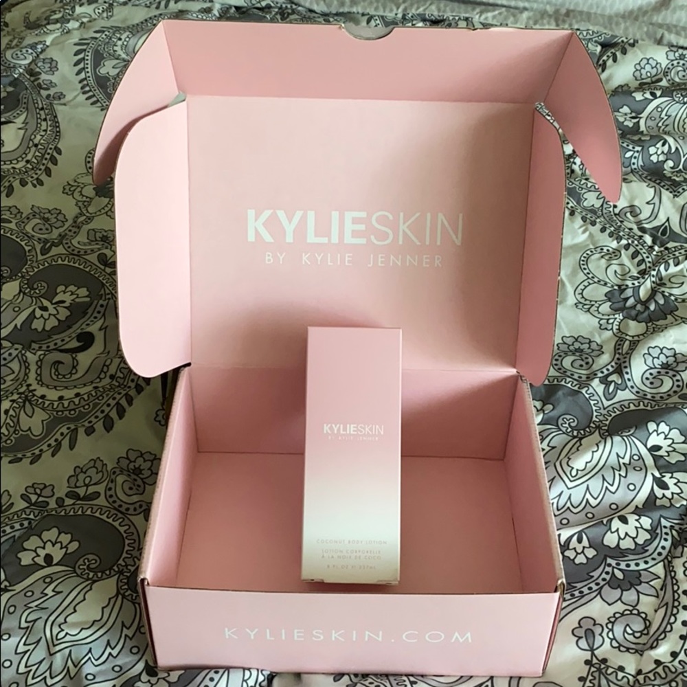 Kylie Skin Coconut Body Lotion